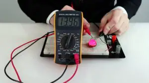 ammeter-and-voltmeter-difference